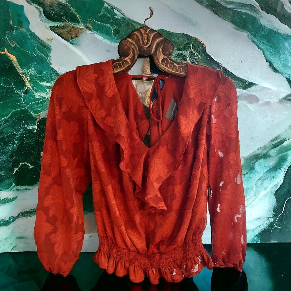 Anthropologie cropped blouse size sm with floral ruffle